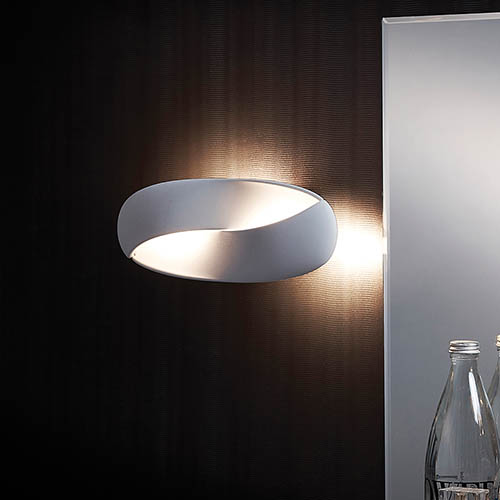 Sensio Infinity wall light