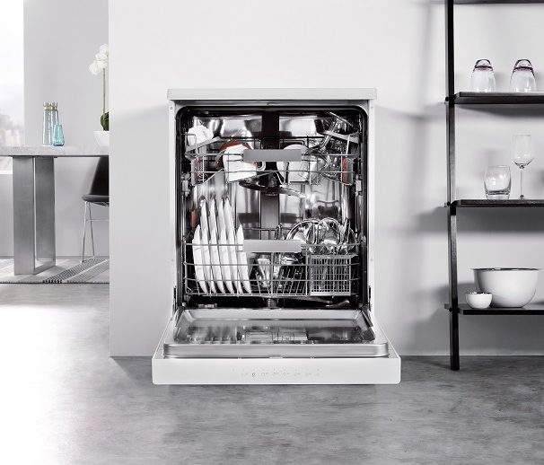 The Whirlpool freestanding SupremeClean dishwasher - WFC 3C24 P